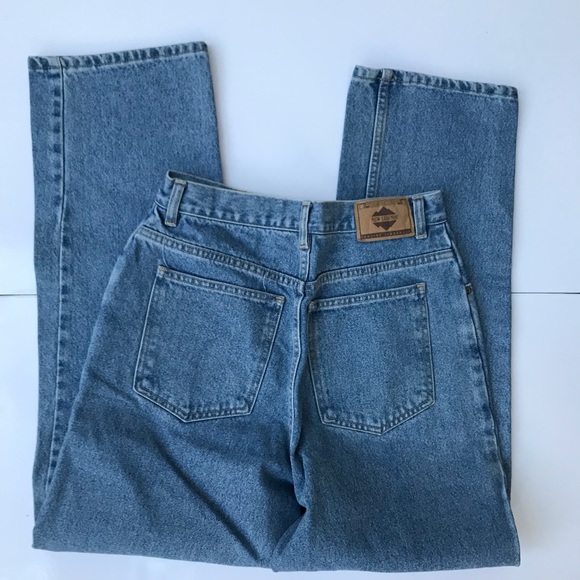 New Legends Ultra High Rise Mom Blue Jean - Picture 2 of 5